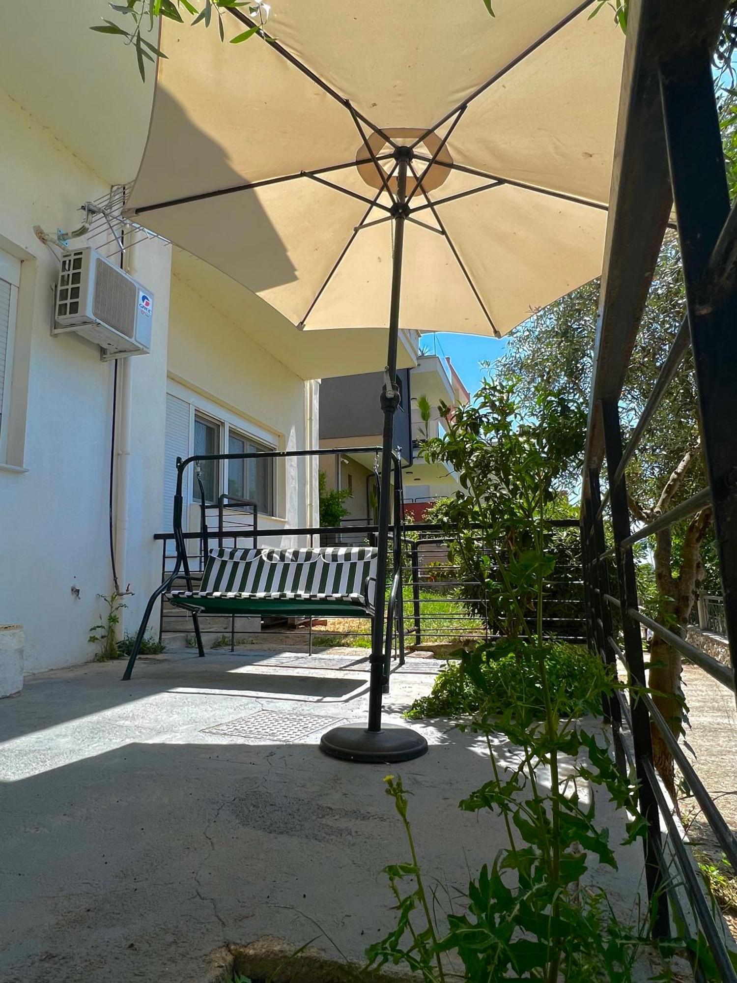 Kalamitsa Apartment By The Beach Kavála Ngoại thất bức ảnh